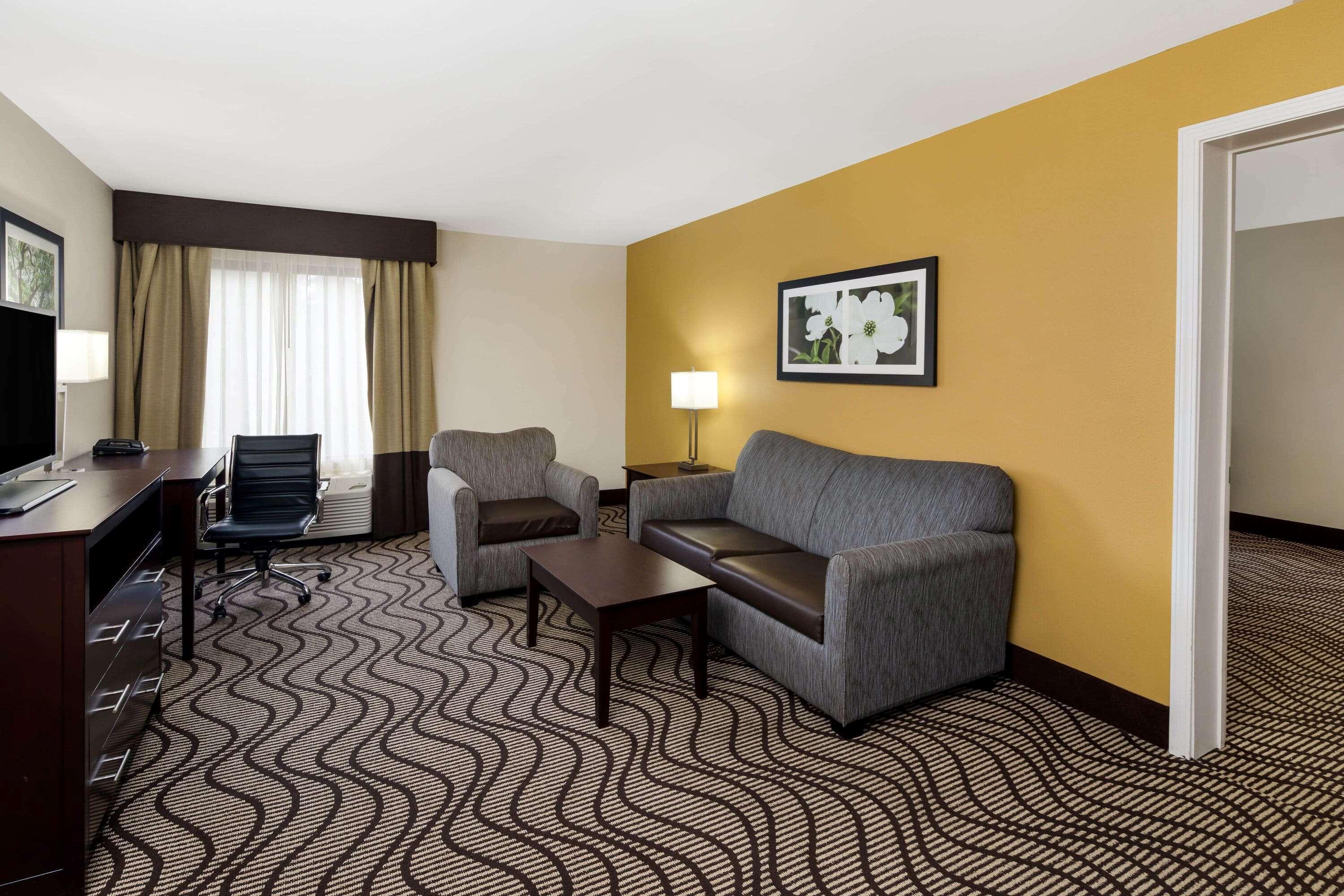 La Quinta By Wyndham Lagrange / I-85 Hotel Buitenkant foto