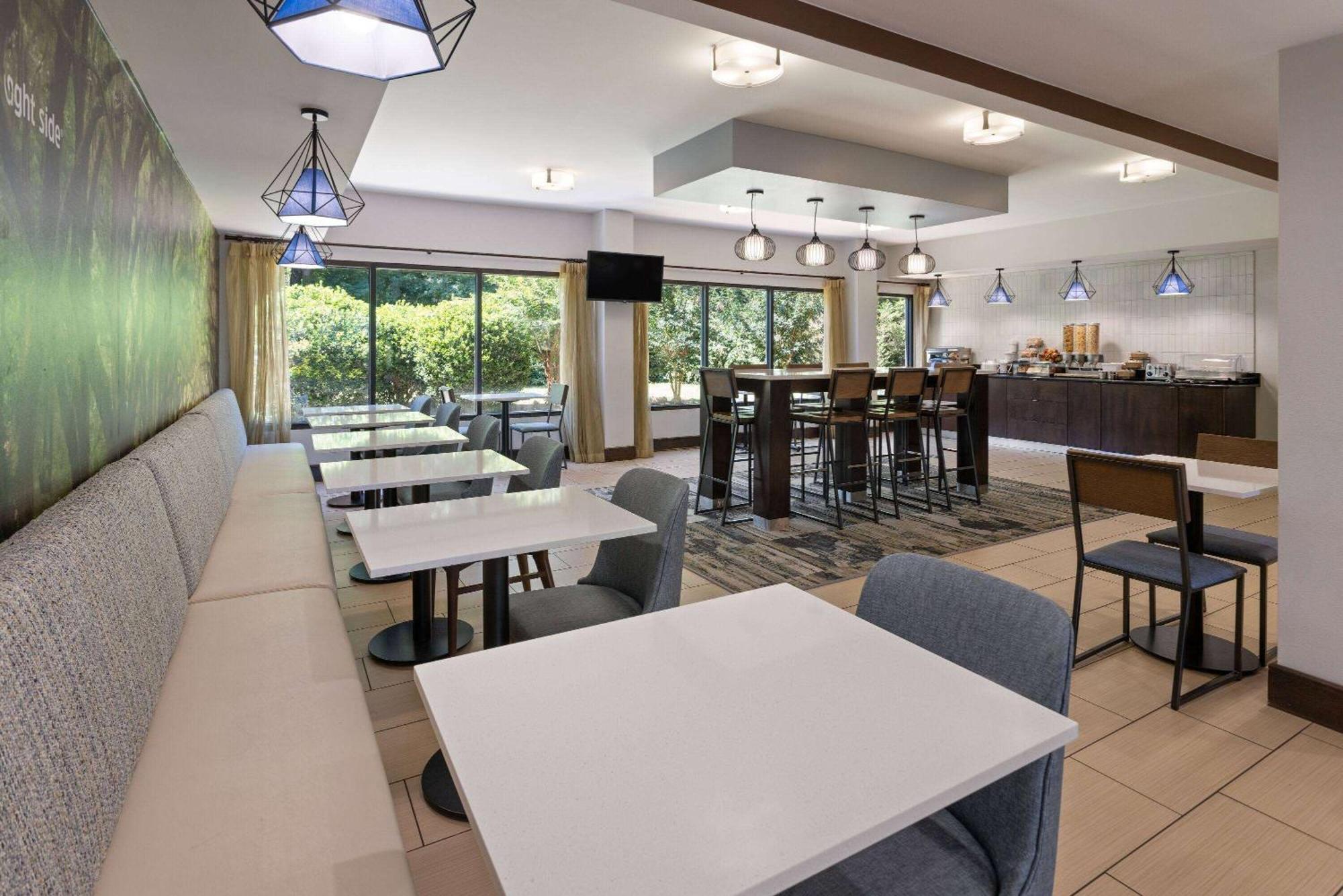La Quinta By Wyndham Lagrange / I-85 Hotel Buitenkant foto